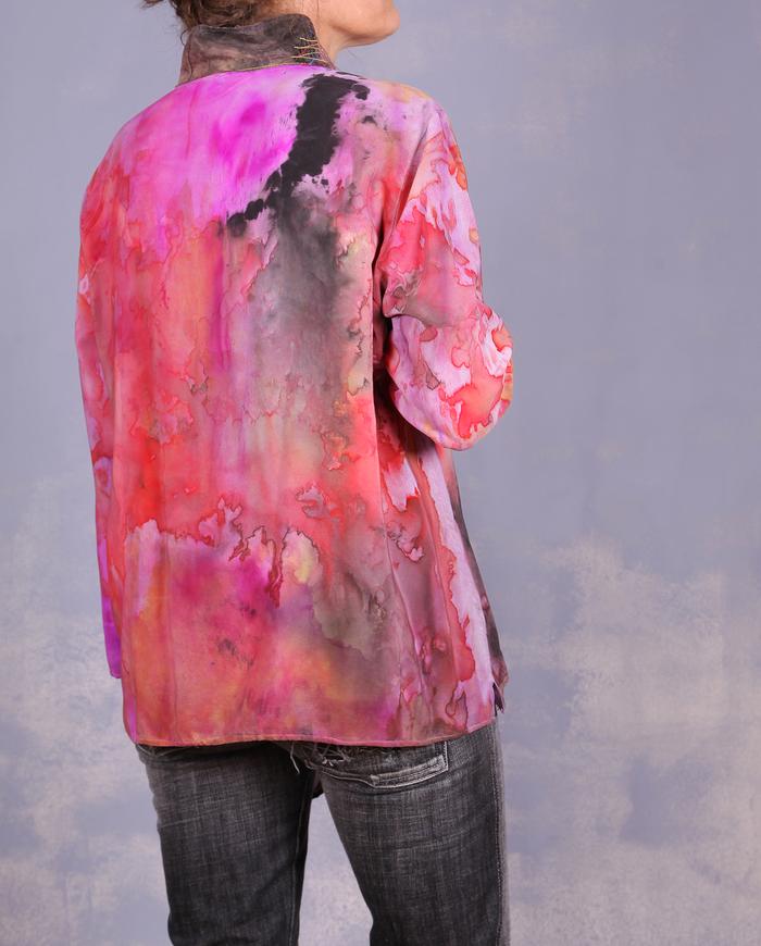 'cruising through colors' lightweight top with pocket