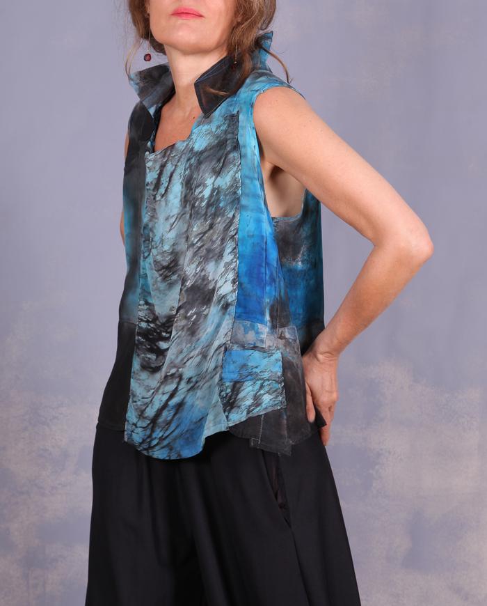 'come wear the waves' sleeveless loose top with collar