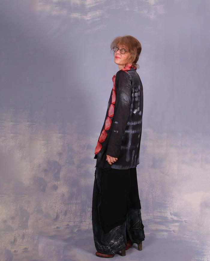 'black out to red: story no. 4' lightweight silk painted blouse