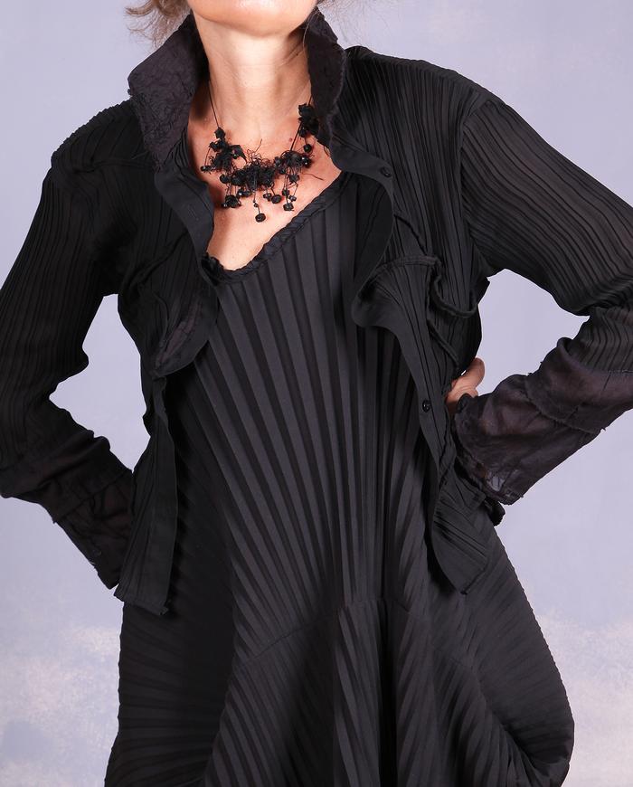 'sculptural shape shifter' avant-garde pleated black minidress/tunic