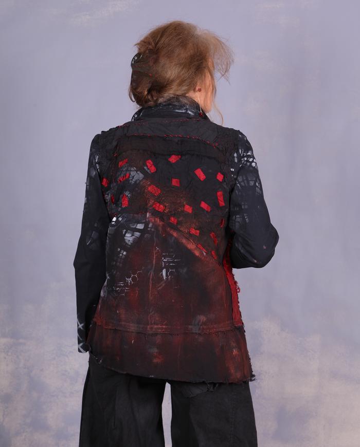 'beauty of the draw' detailed red and black jacket