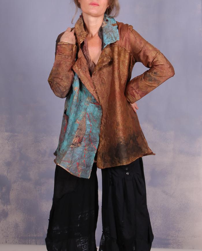 'very unordinary' silk loose-fitting art jacket