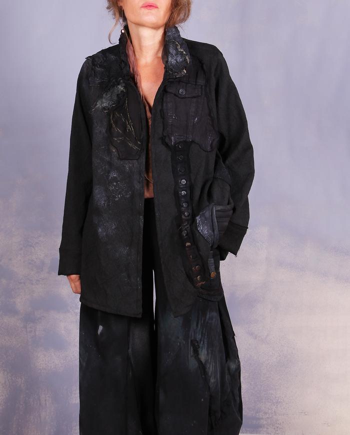 'modern daily comfort' black jacket/coat