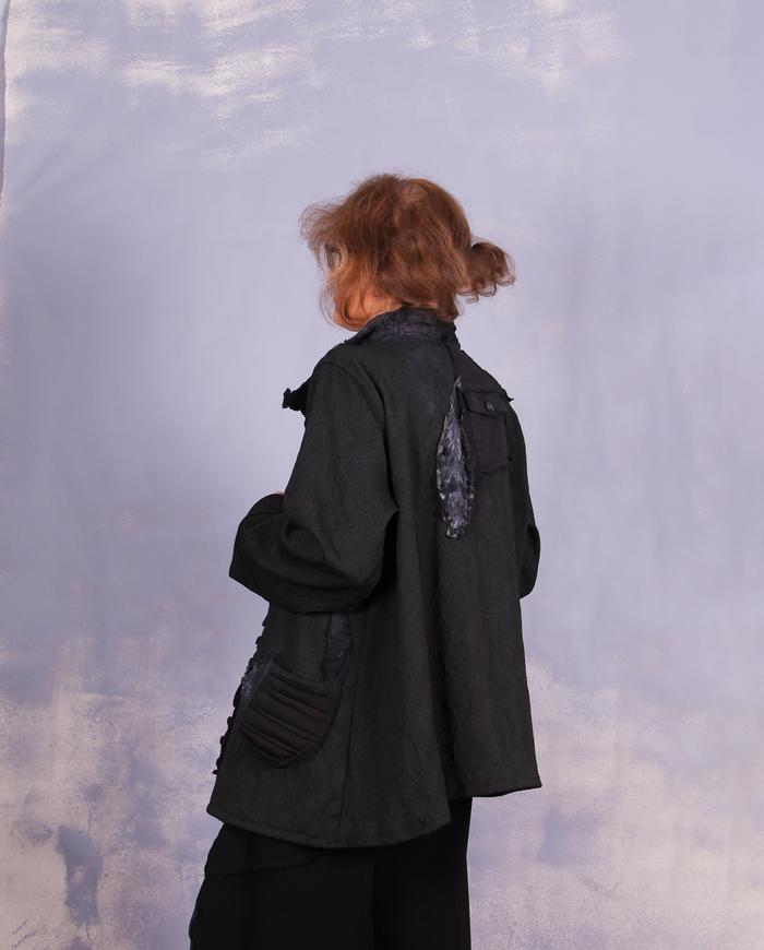 'modern daily comfort' black jacket/coat