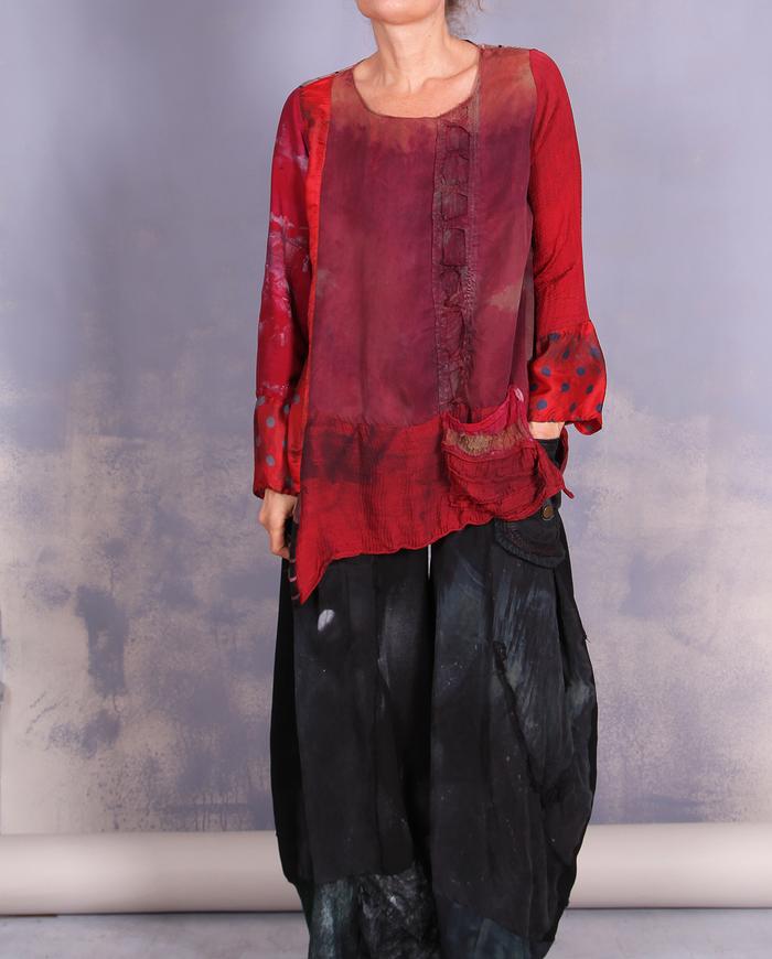 'a fantasy in motion' detailed mixed fabrics blouse