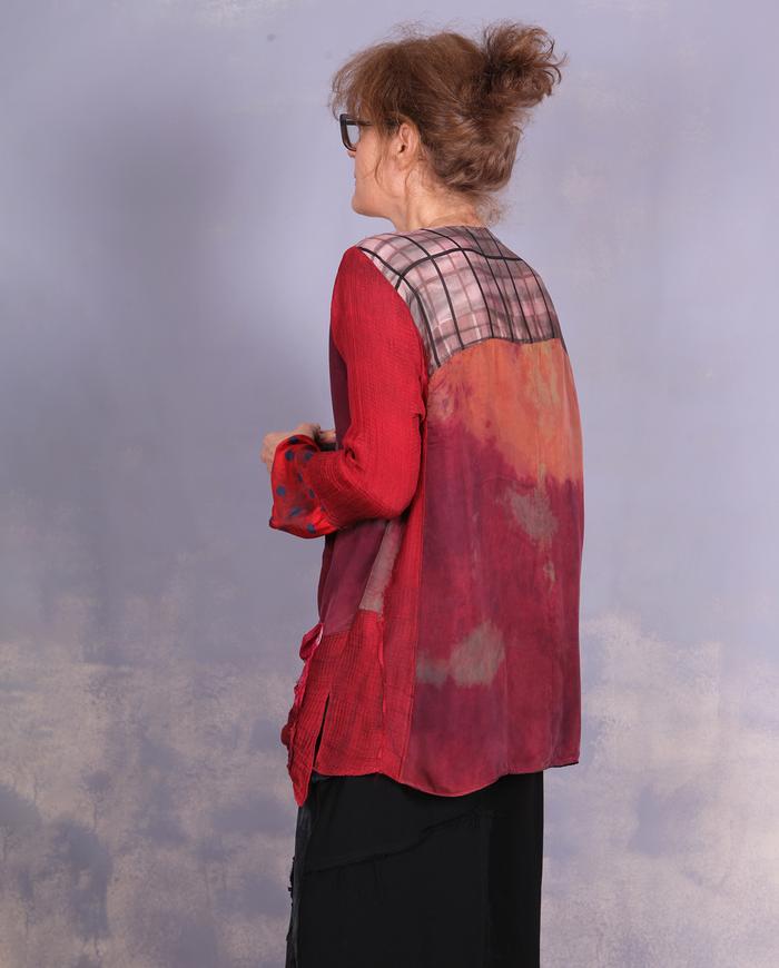 'a fantasy in motion' detailed mixed fabrics blouse