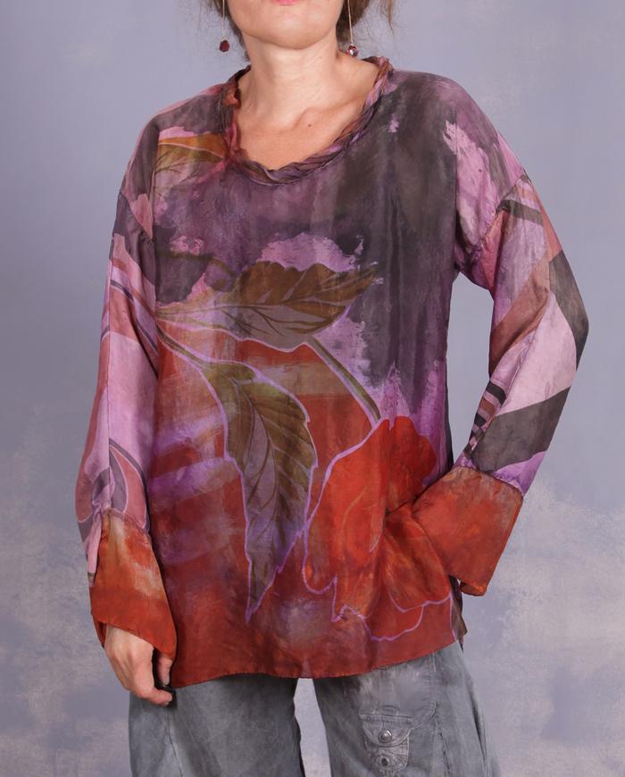 'one flower effect' lightweight distressed silk print top