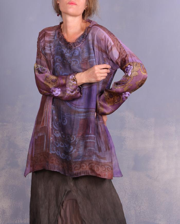 'flowers by ionic order' vintage silk lightweight blouse/tunic