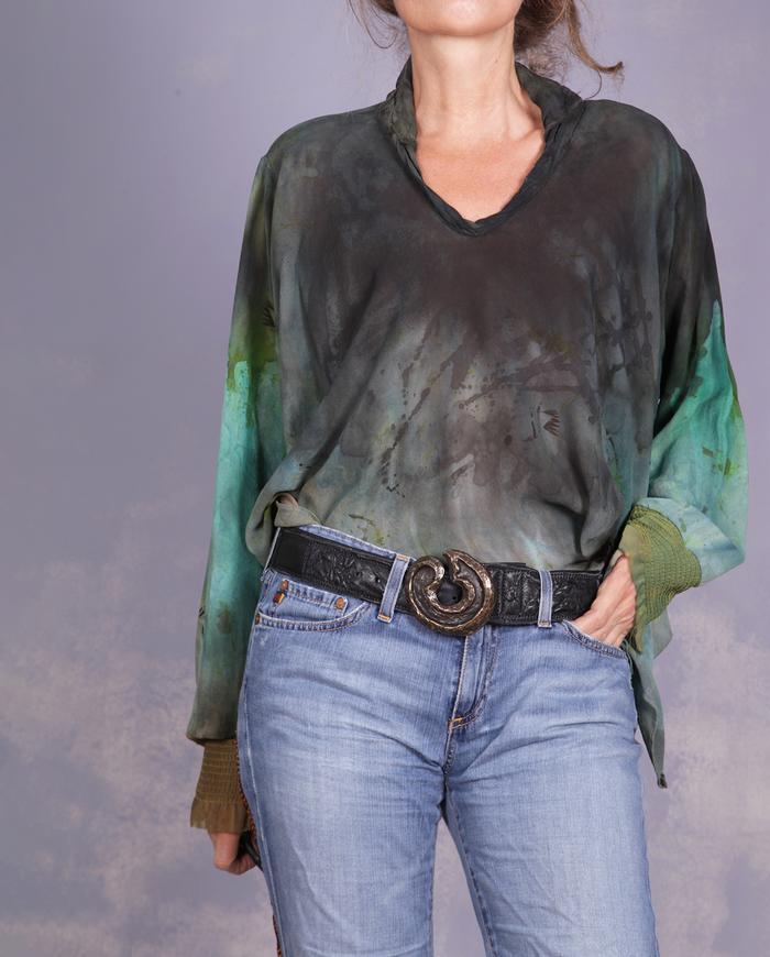 'a soft swirl' recycled Italian lambskin textured black belt