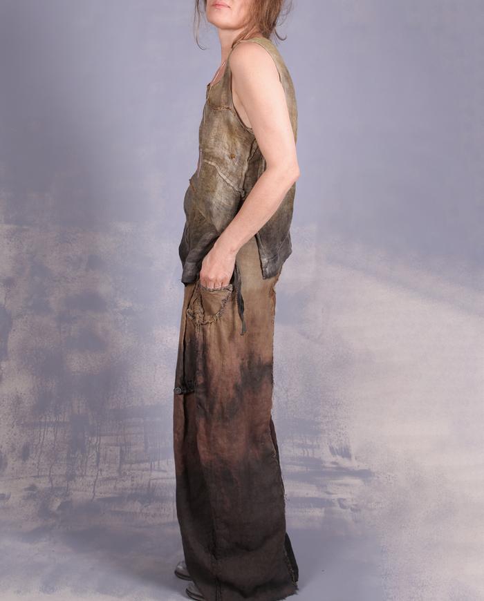 'queen of earth' distressed Belgian linen pants