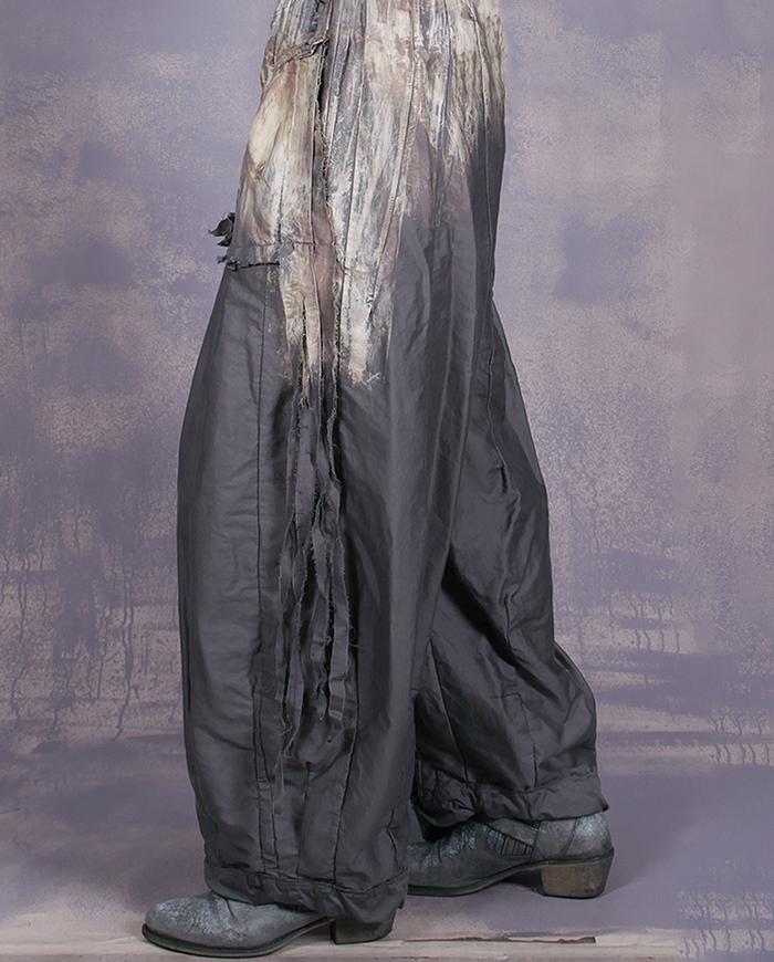 'let it melt' full tapered distressed pants