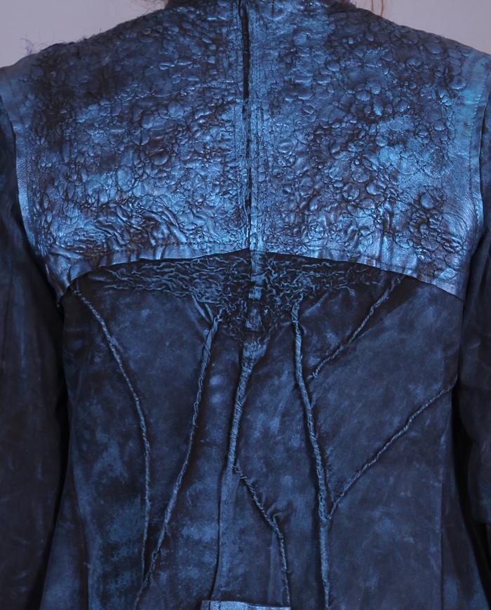 'amazing blues' detailed hand-painted modern lambskin/stretch short jacket