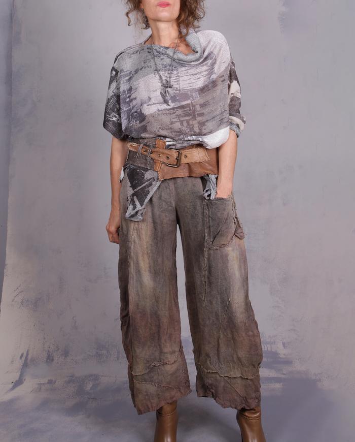 'in a minimalistic groove' stonewashed Belgian linen pants