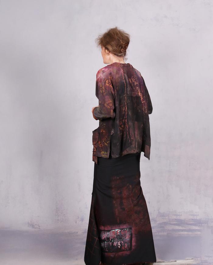 'perpetuum mobile'  hand-painted detailed blouse