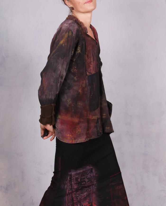 'perpetuum mobile'  hand-painted detailed blouse