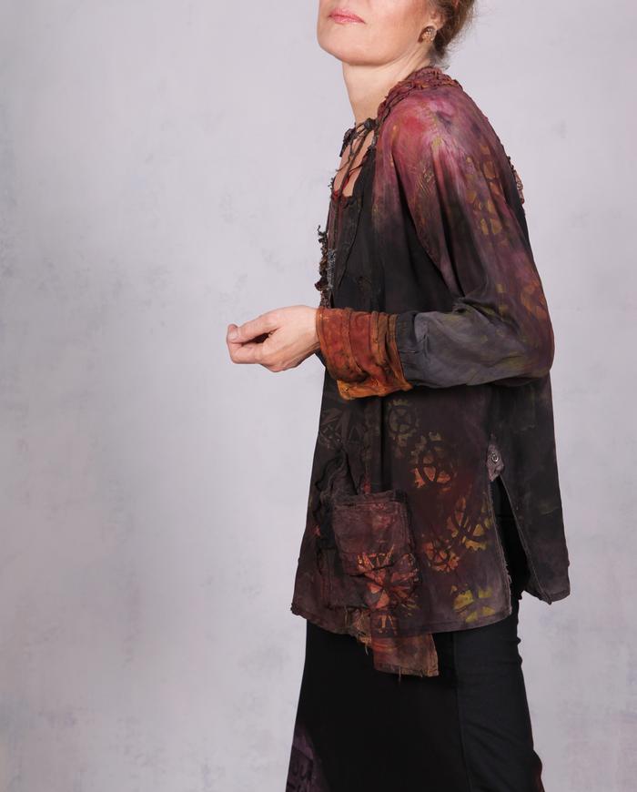 'perpetuum mobile'  hand-painted detailed blouse