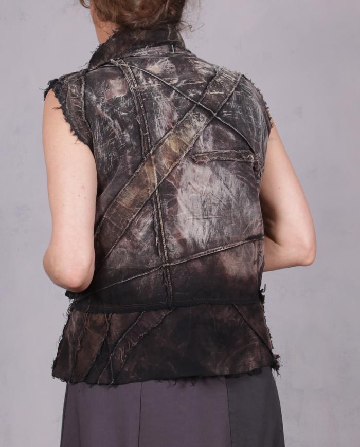 'in the same groove' detailed distressed art vest