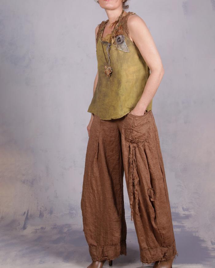 'with sculptural ease' lightweight detailed linen pants