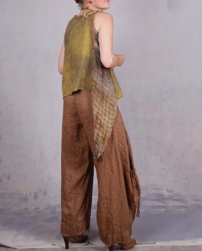 'with sculptural ease' lightweight detailed linen pants