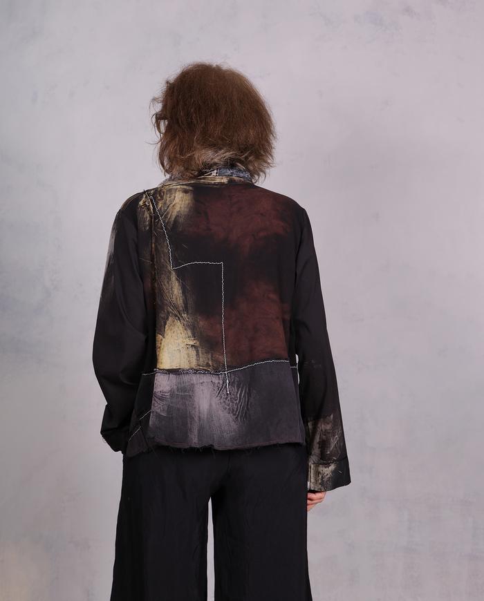 'did you say go up?' detailed fluid one size art blouse