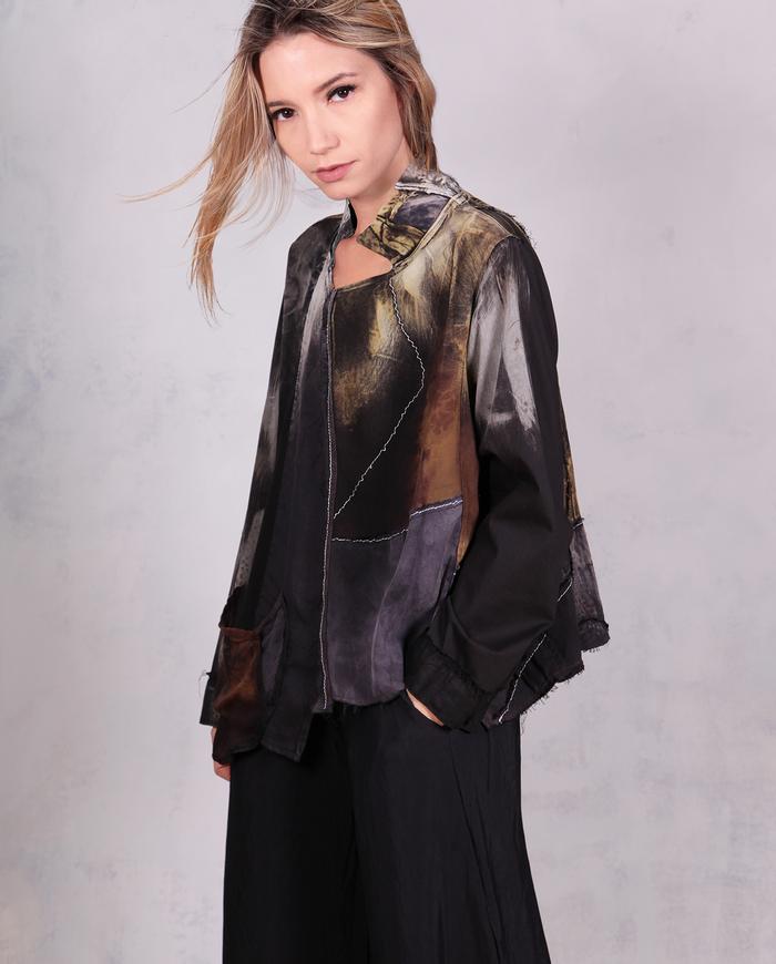 'did you say go up?' detailed fluid one size art blouse