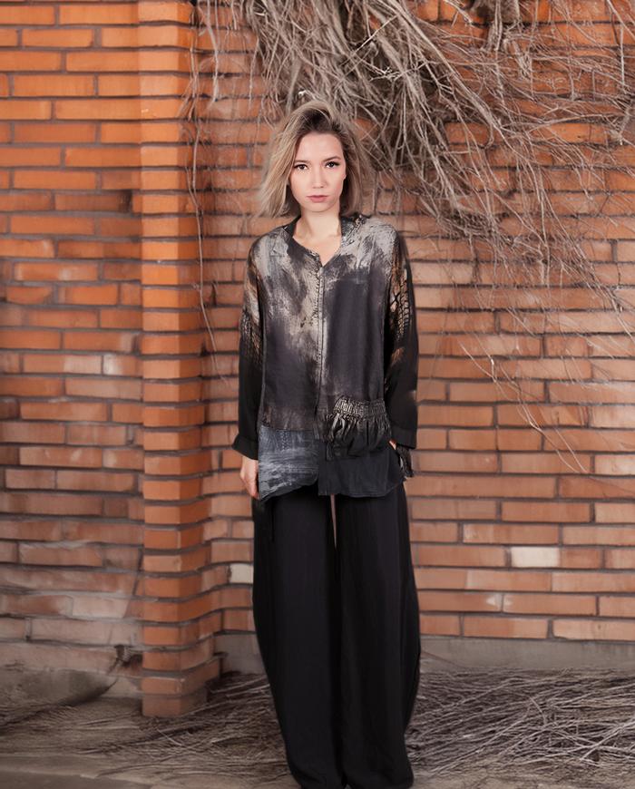 'keep going never stop' detailed art blouse