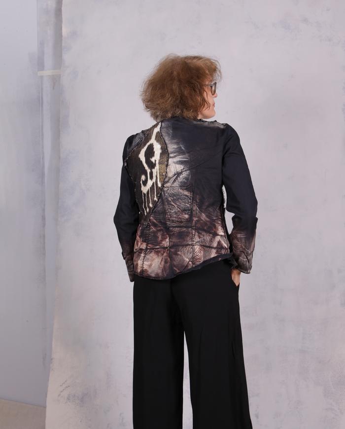 'the Lyras are playing' detailed modern fitted jacket