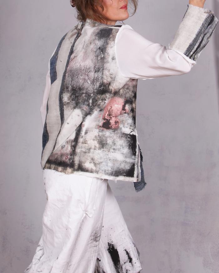 'a material witness' mixed fabrics flowy top