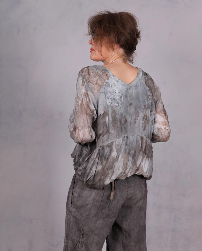 'cloudy before the storm' soft drape asymmetrical top