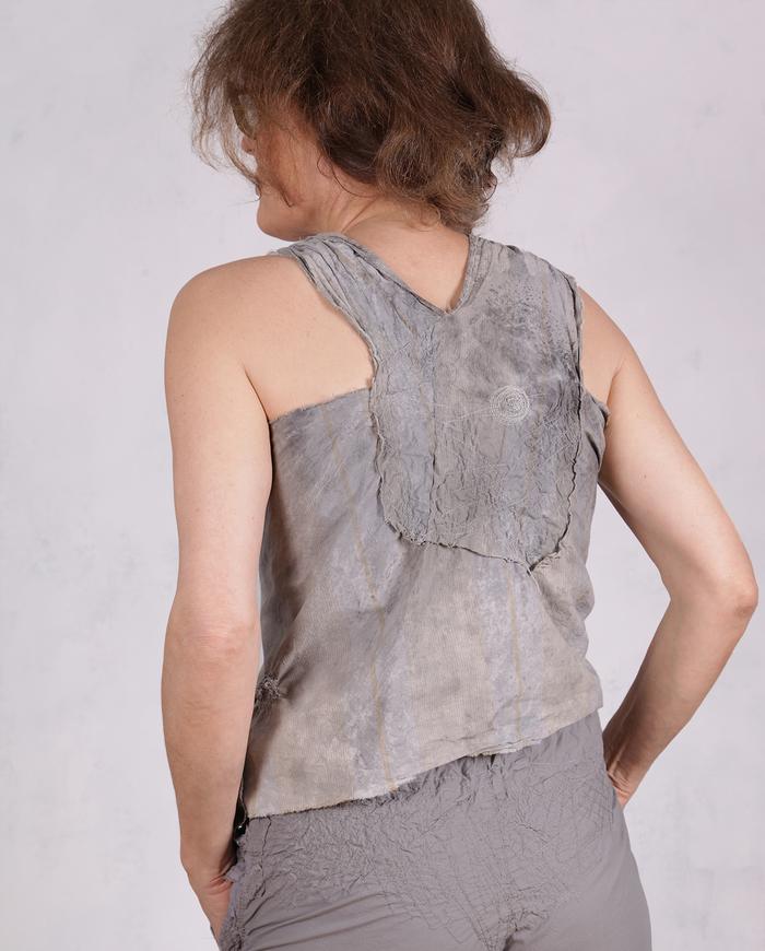 'a slate of mind' sculpted gray avant-garde top