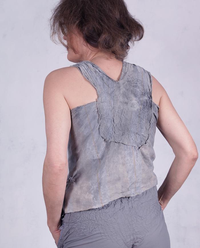'focus on grays' sculpted gray avant-garde top