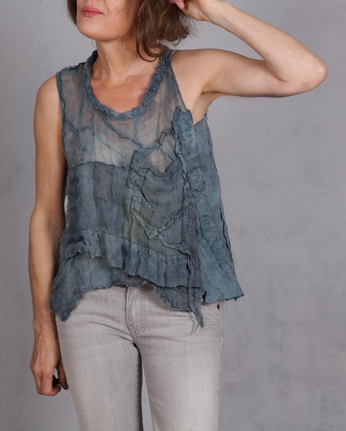 'a little bubbly cloud' textured double layer linen gauze tank top