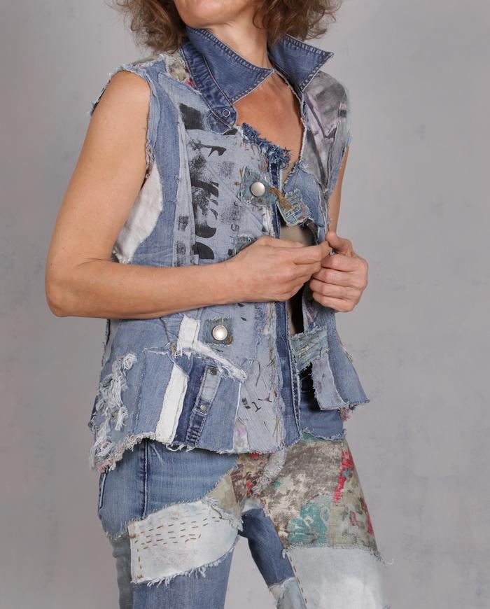 'fragmented blues' fitted denim vest-to-top 