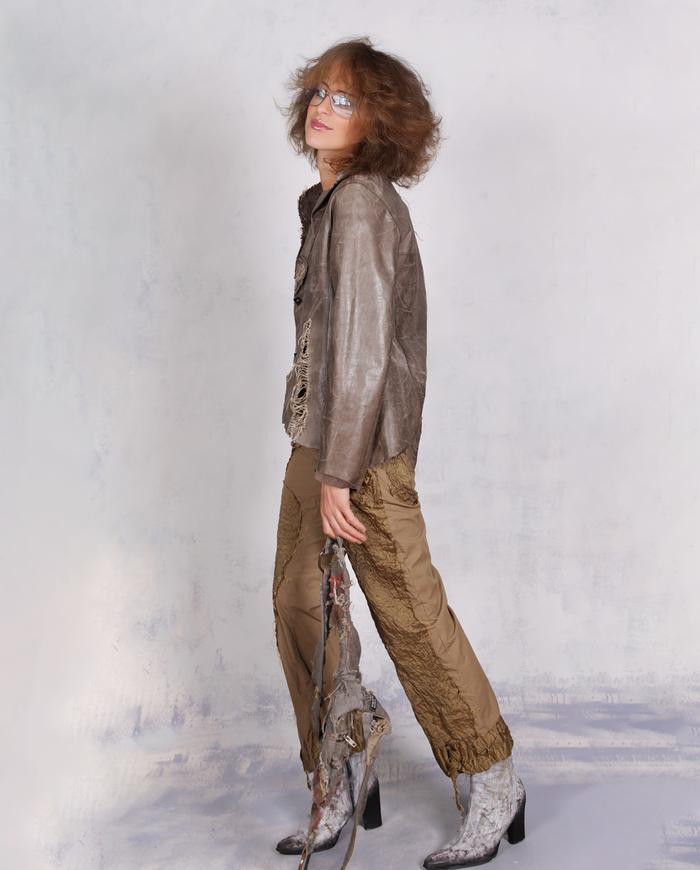 'golven olive crop' silk and cotton tapered pants