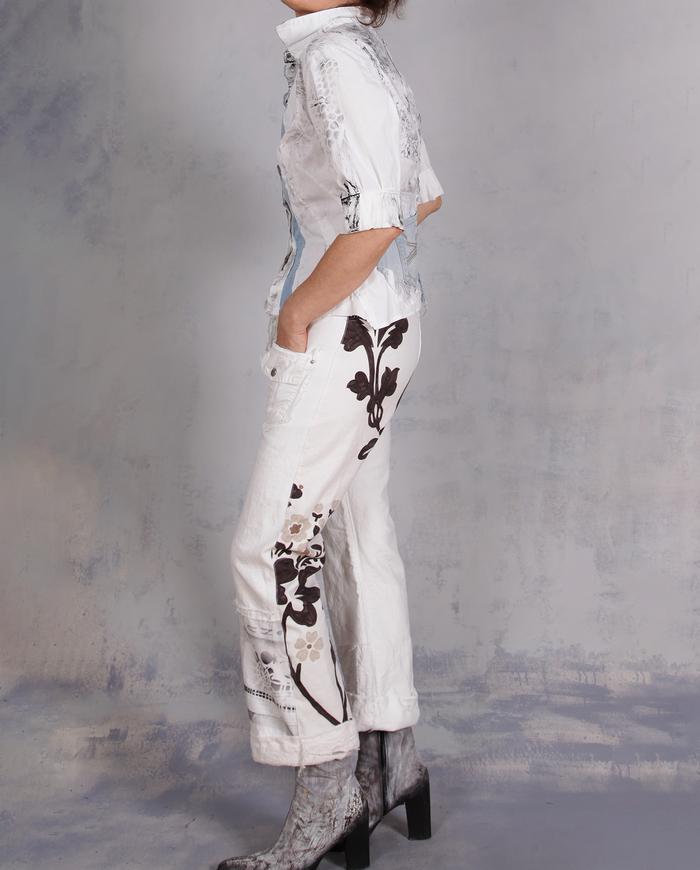 'hand mixed for summer fun' cropped white pants
