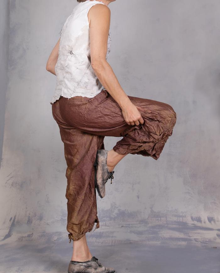 'like sipping a spiced latte' crinkled cropped silk pants