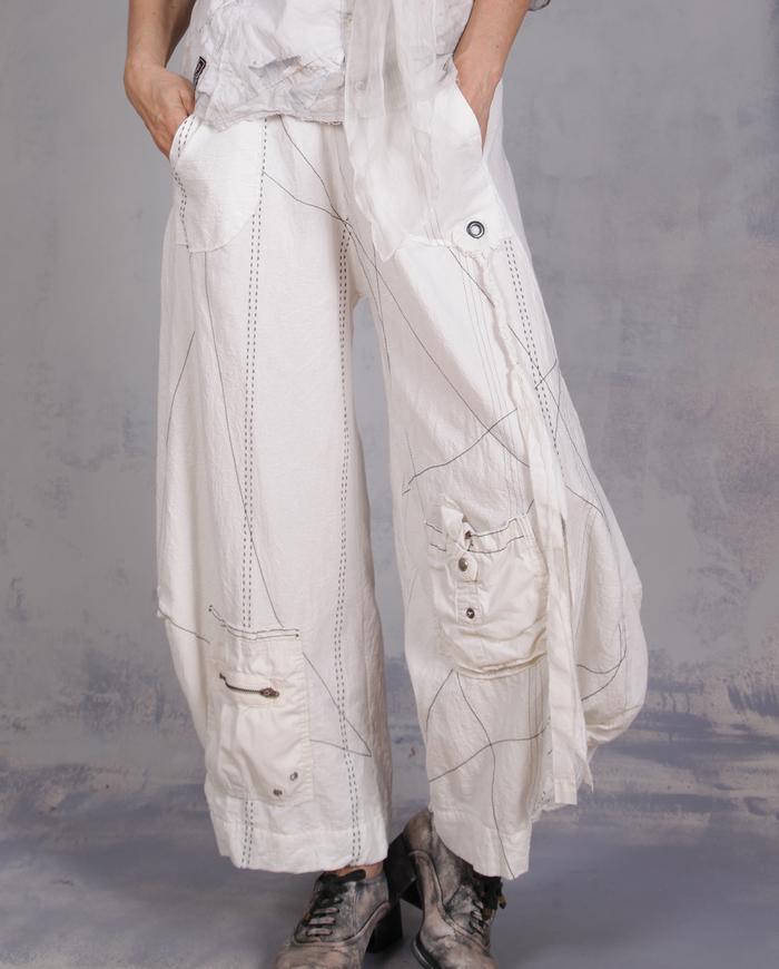 'easy breezy cool' artsy one size cropped b&w pants