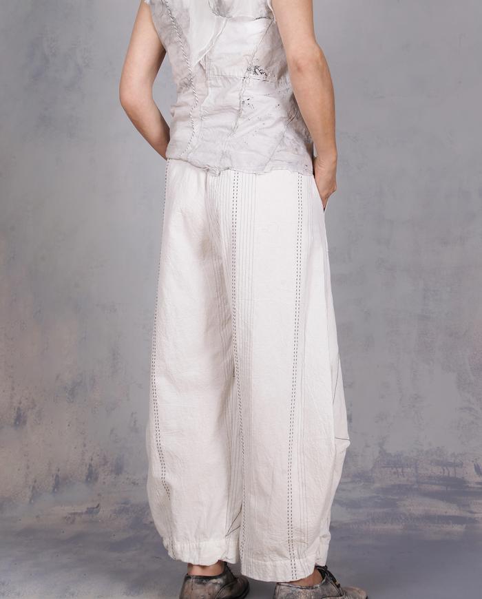 'easy breezy cool' artsy one size cropped b&w pants