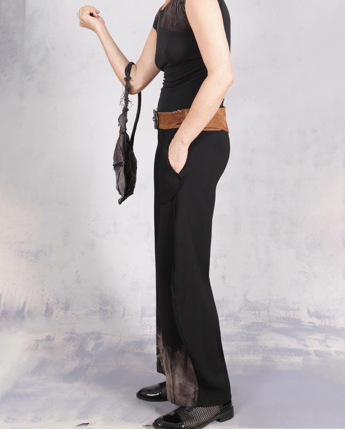 'in perpetual motion' pull-on curved stretch trousers