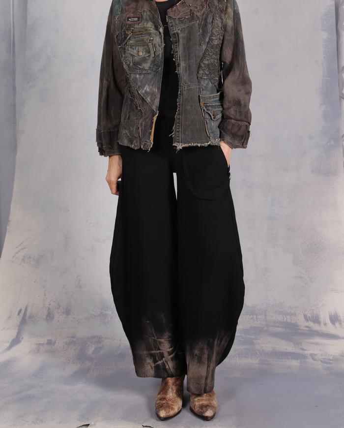 'in perpetual motion' pull-on curved stretch trousers