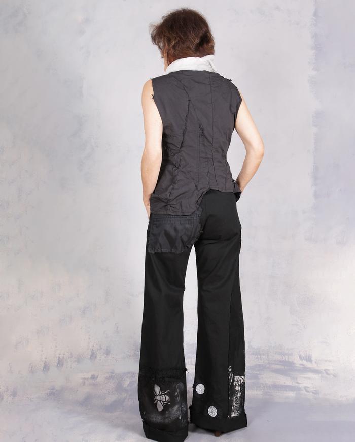 'running around in circles' modern wide leg trousers