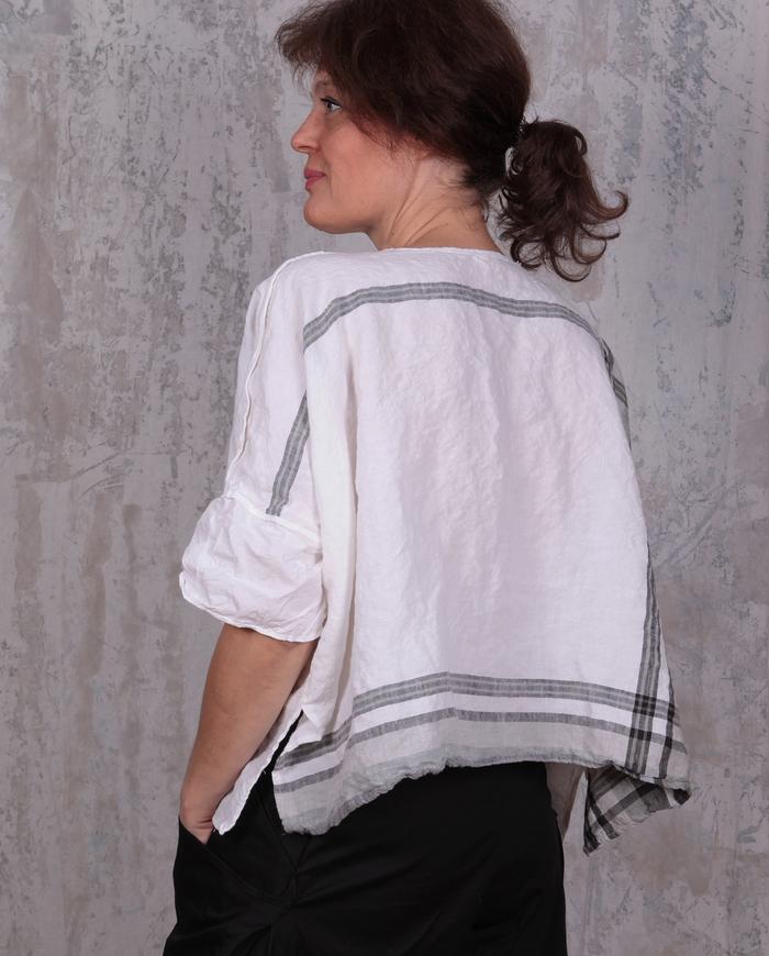 oversized short Belgian linen white top