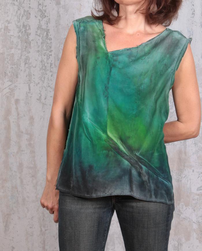 textured hand-painted green and black crepe tank top