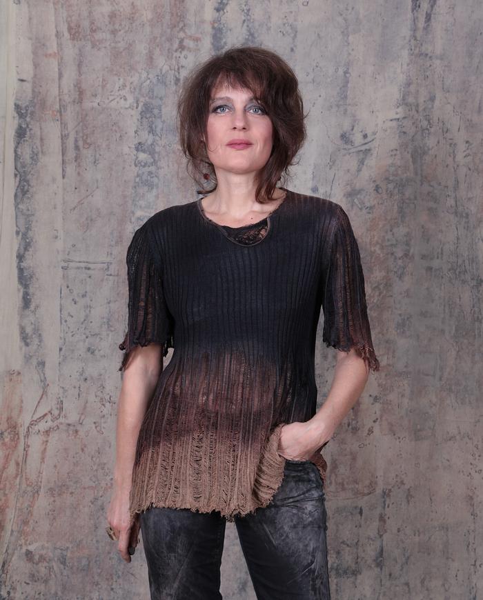 silk knit 'web' ombre brown/black top