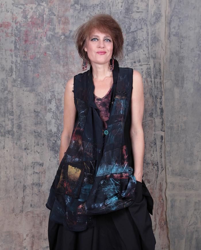 fluid silk crepe and cotton hand-painted vest