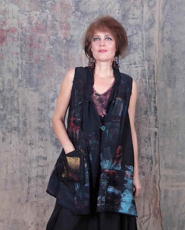 fluid silk crepe and cotton hand-painted vest