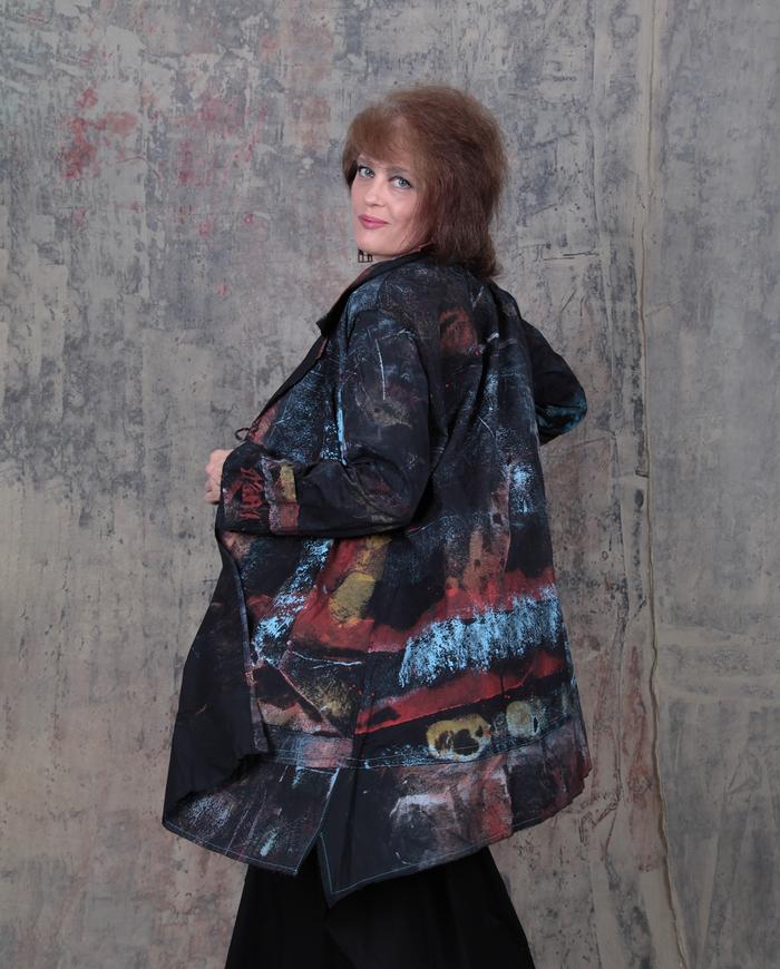 colors over black A-line kaftan