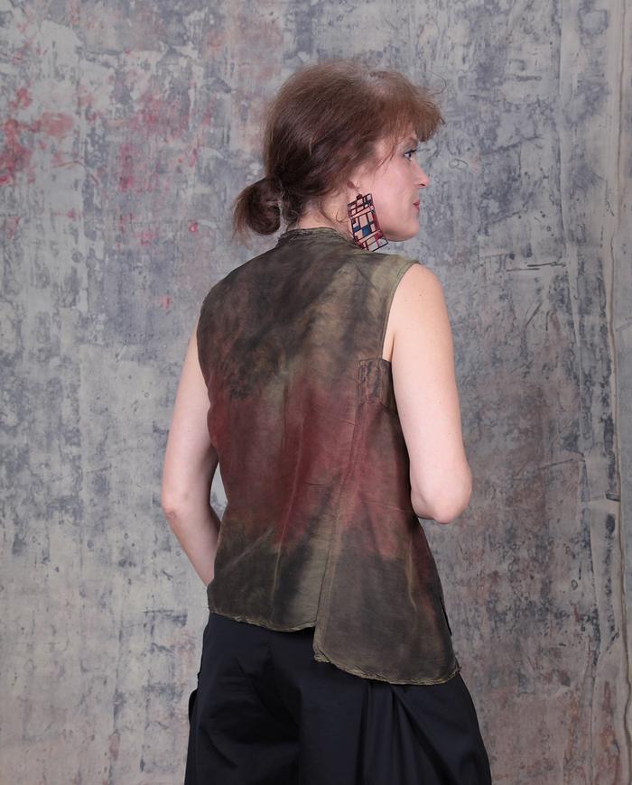 fitted hand-painted V-neck silk top in fall palette