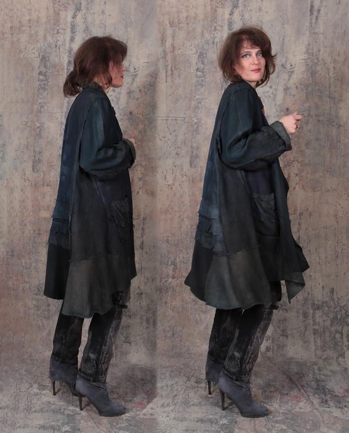 one-size-fits-all silk dark greens/gray jacket/coat