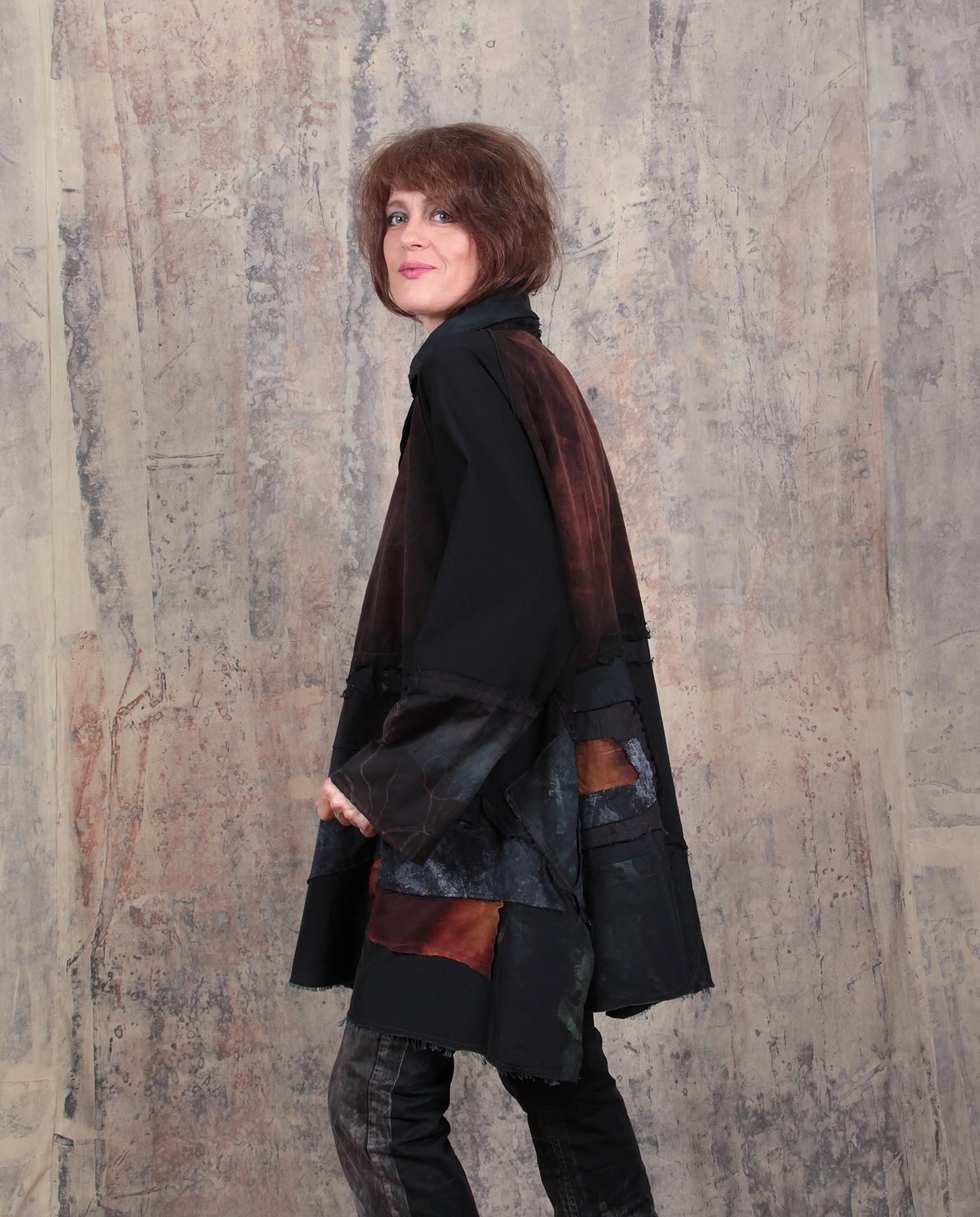 Art-to-Wear by Tatiana Palnitska - roomy black jacket with a touch of color